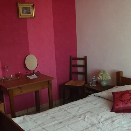 La Ferriere 3*